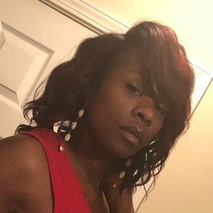 Meet your Posher, Joy